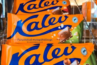 Kalev (often misspelled or searched as "kaleo") is Estonia's oldest and most famous confectionery brand, with a history tracing back to 1806. Known for its rich heritage, the brand produces a wide array of chocolates, marzipan, and sweets.